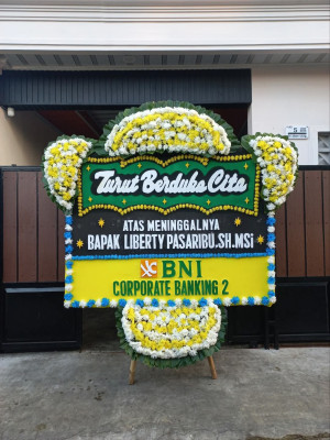 Papan Bunga Duka di Padang Panjang