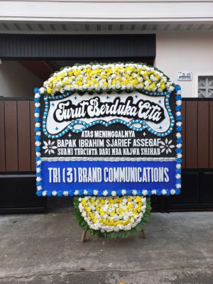 Papan Bunga Duka di Padang Panjang
